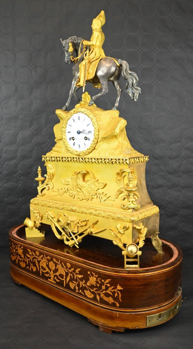 Orologio Da Tavolo Con Napoleone, Base in Legno Intarsiata e Campana Originale - XIX Secolo-photo-3